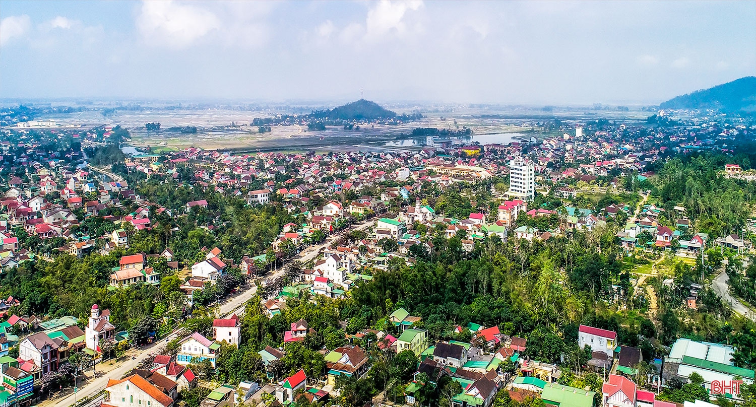 Trong gió reo Ngàn Hống