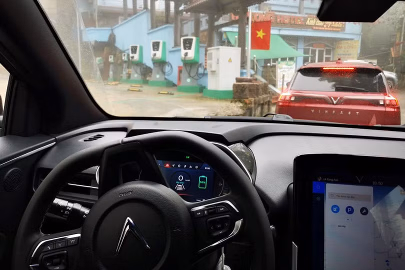 Xe điện VinFast VF e34 vượt đường đèo, dốc ra sao?
