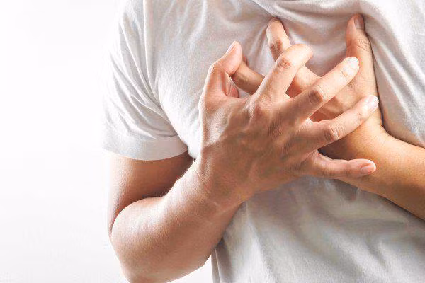 Tăng nguy cơ biến chứng tim sau khi nhiễm COVID-19