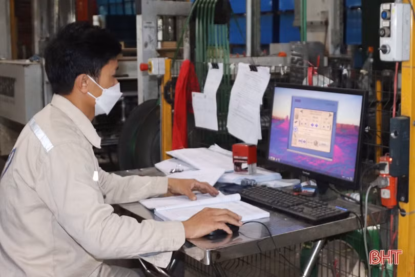 Nhà máy sản xuất gỗ công nghiệp lớn nhất Hà Tĩnh xuất những đơn hàng ngày đầu năm mới