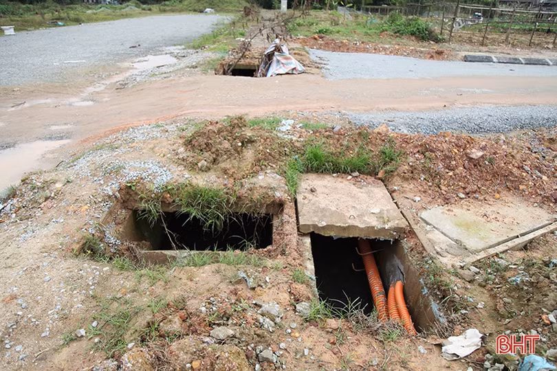 Tiềm ẩn mất an toàn ở dự án khu dân cư thi công dở dang giữa trung tâm Hà Tĩnh