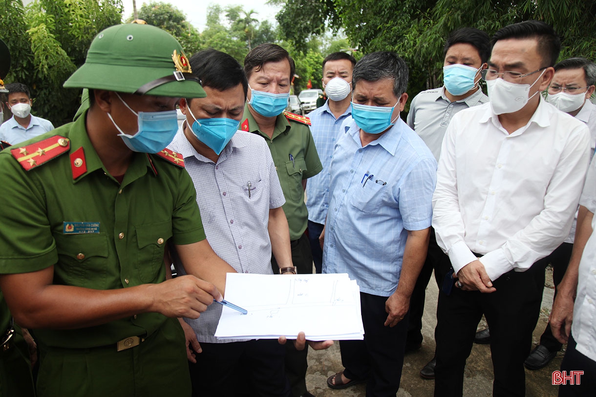 Hà Tĩnh “căng mình” chống dịch Covid-19