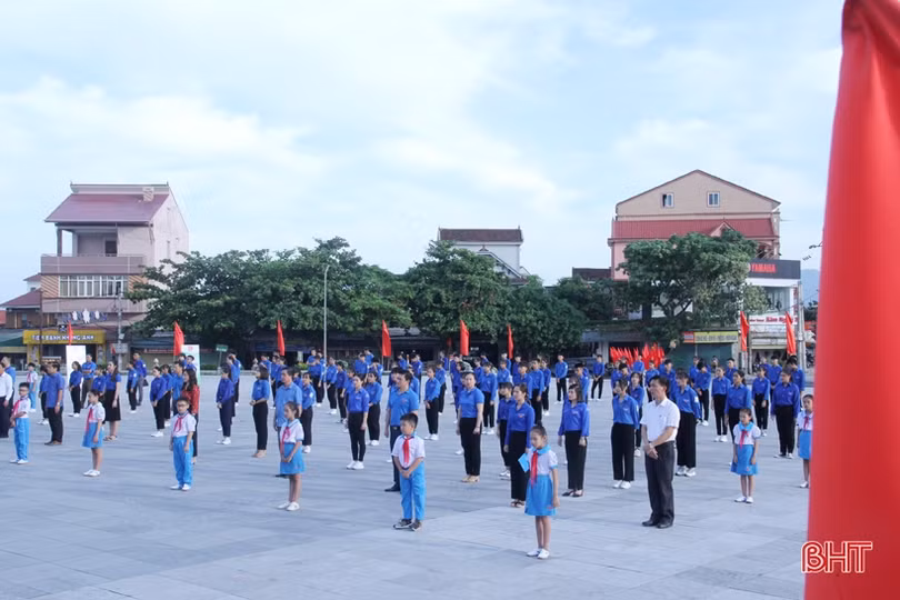 Tuổi trẻ Hà Tĩnh Tiếp lửa truyền thống 90 năm Xô Viết Nghệ - Tĩnh”