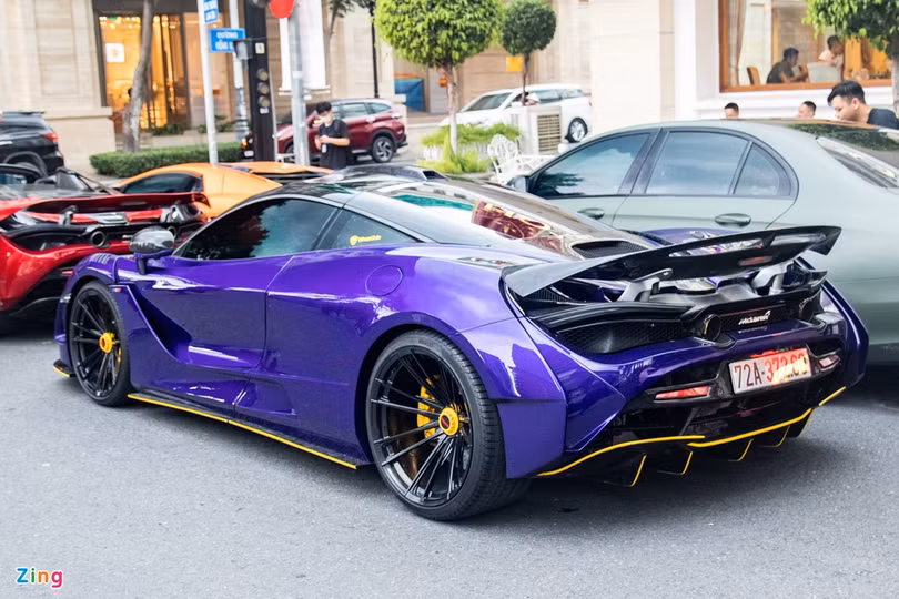 McLaren 720S với gói độ độc nhất Việt Nam