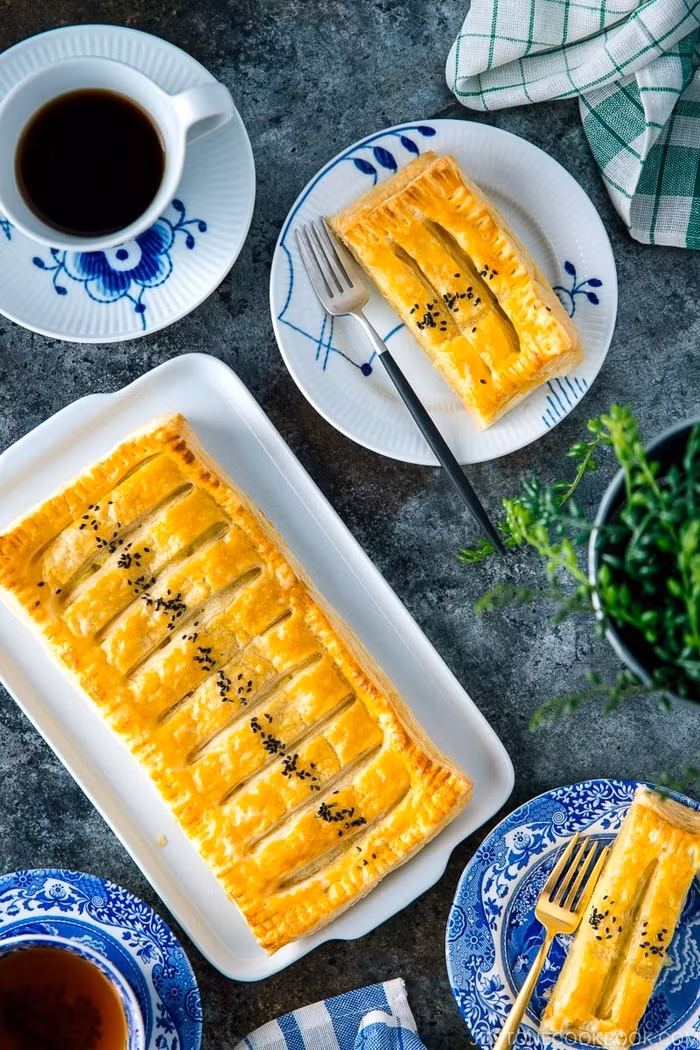 Thời gian nghỉ tránh dịch, hãy thử vào bếp và làm món bánh phồng khoai lang