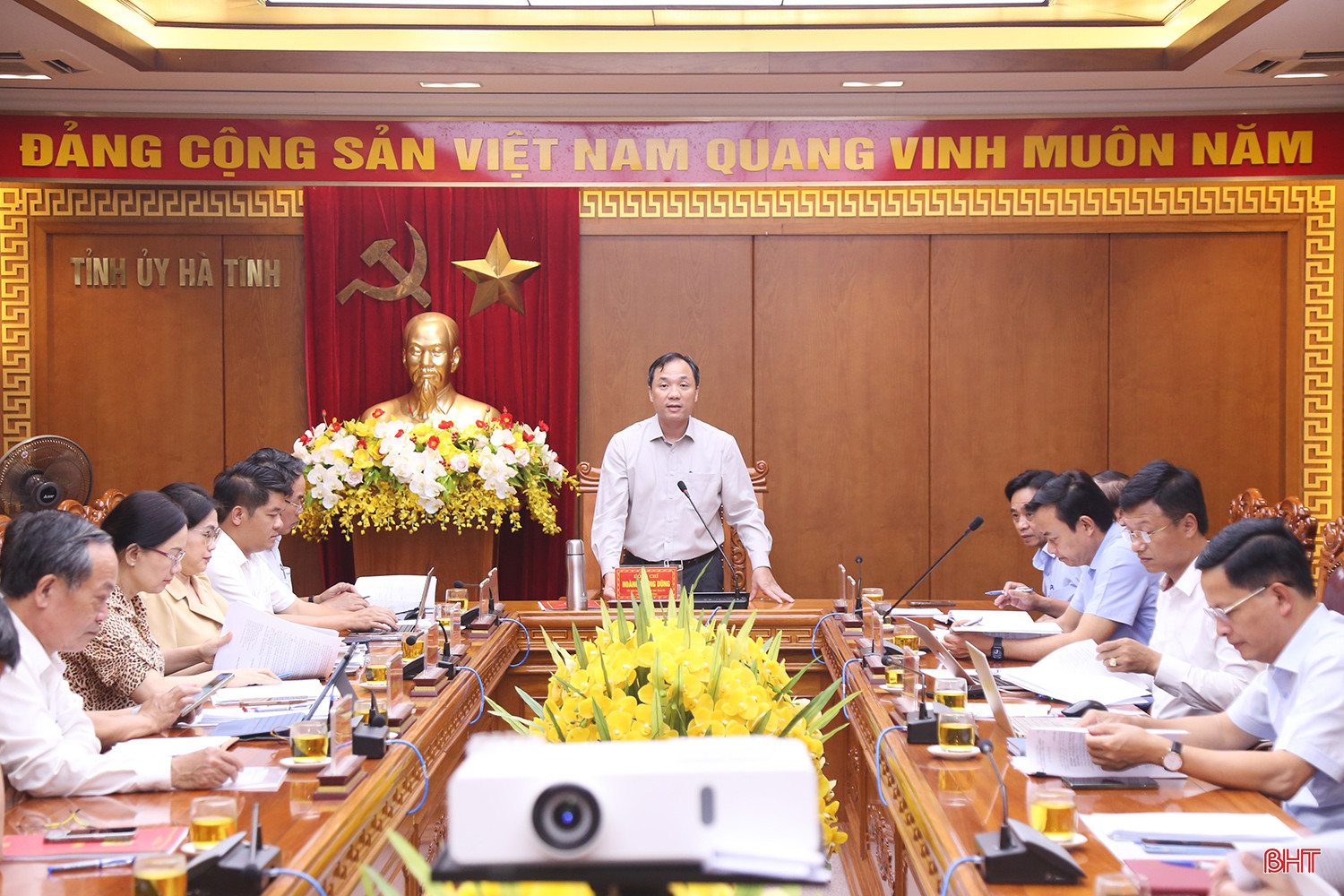 phong-chong-tham-nhung-tieu-cuc-2.jpg