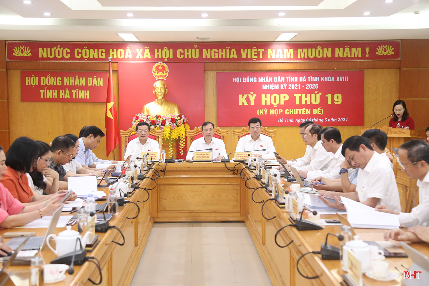 hoi-dong-nhan-dan-tinh-2.jpg