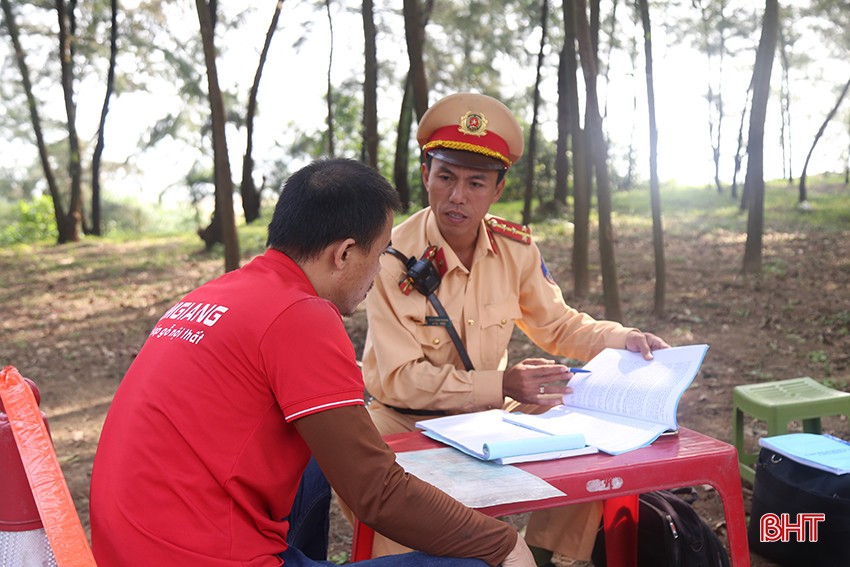 canh-sat-giao-thong-3.jpg