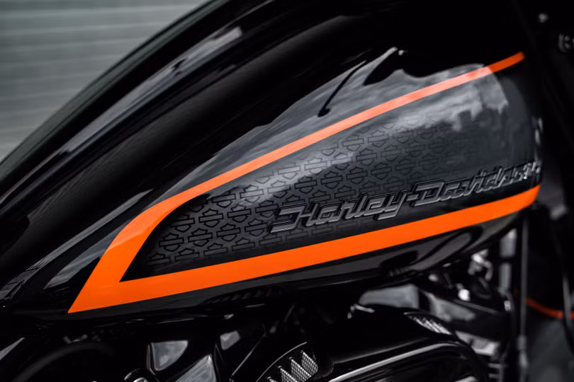 Hàng hiếm Harley - Davidson Street Glide giá trên 1,2 tỷ đồng