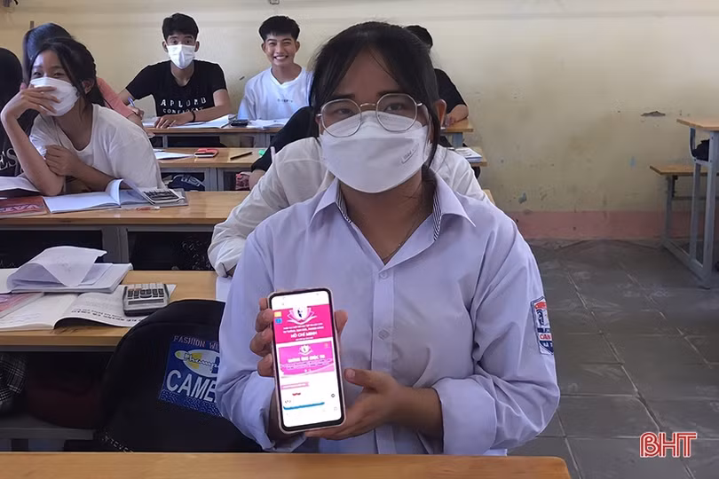 Học sinh Hà Tĩnh hào hứng tham gia cuộc thi học và làm theo Bác