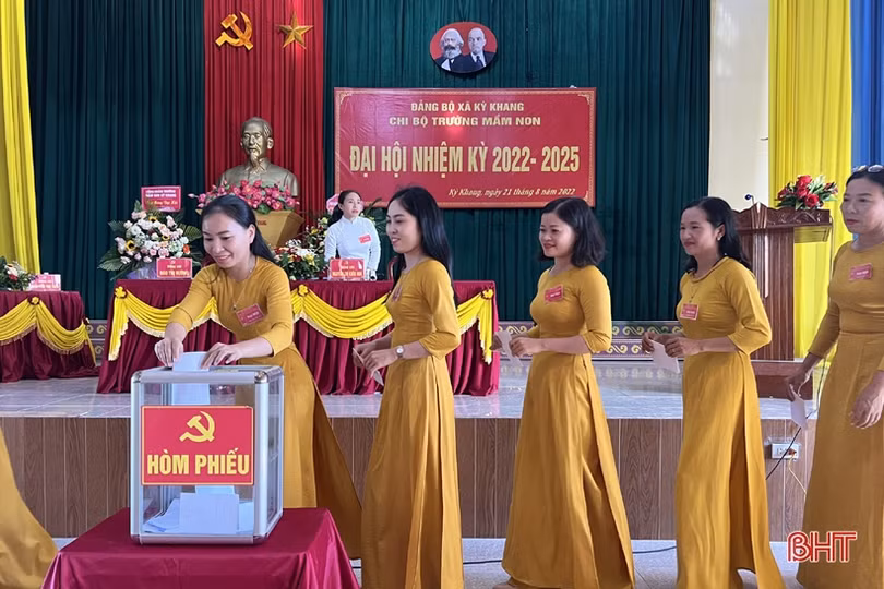 Đợt sinh hoạt chính trị sâu rộng trong toàn Đảng bộ và Nhân dân huyện Kỳ Anh