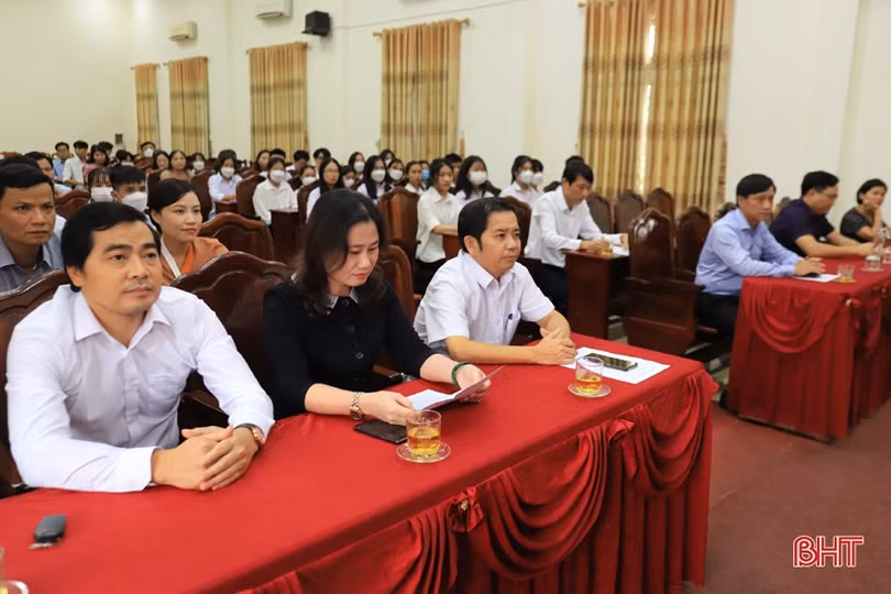 87 học sinh Hương Sơn được khen thưởng vì có thành tích cao trong các kỳ thi