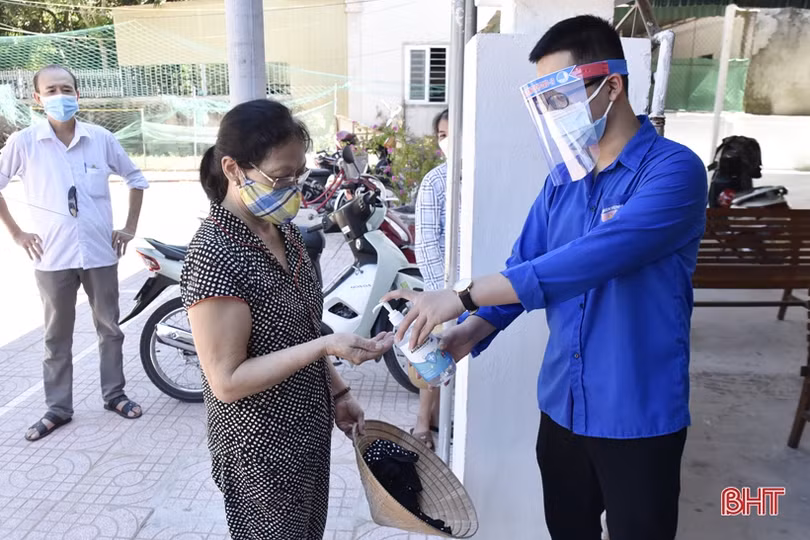 Hoàn tất lấy 10.000 mẫu xét nghiệm diện rộng tại TX Hồng Lĩnh