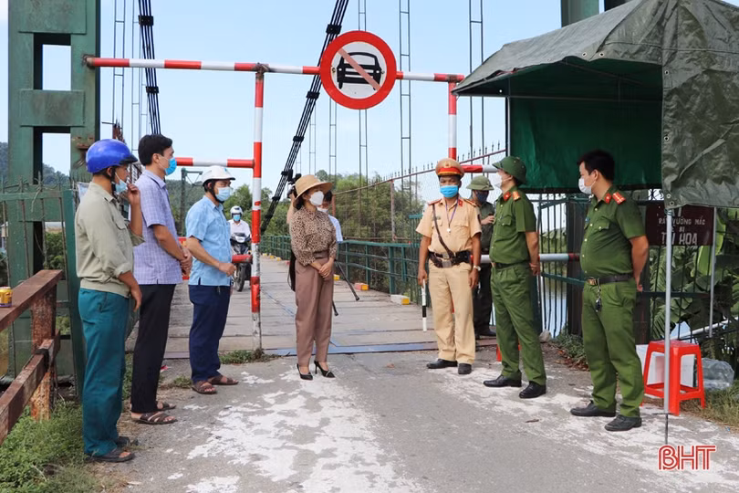 Vũ Quang lập 6 chốt tại các “cửa ngõ” để bảo vệ vùng xanh