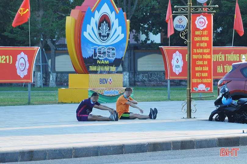 Hà Tĩnh: Nhiều người dân còn lơ là khi dịch COVID-19 diễn biến phức tạp