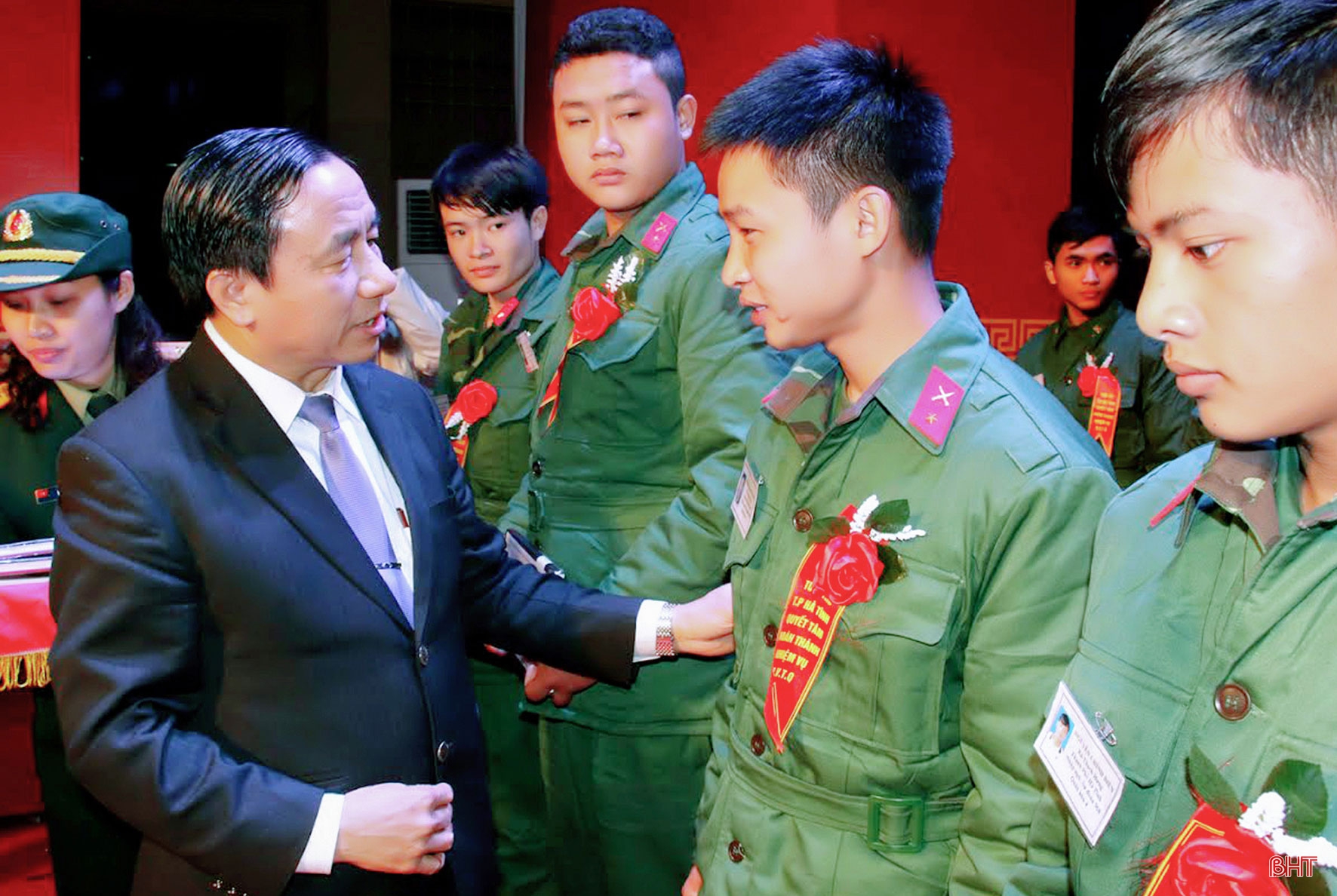 Đoàn kết, thống nhất, xây dựng lực lượng vũ trang Hà Tĩnh vững mạnh toàn diện