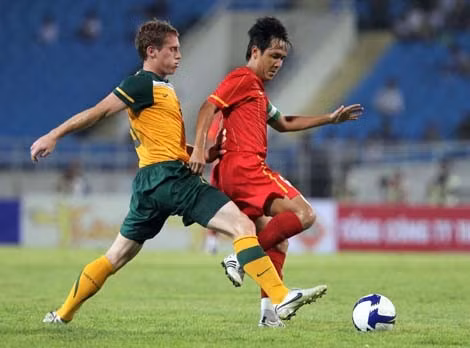 Hàng thủ hớ hênh, ĐTVN thua tức tưởi U23 Australia ảnh 2