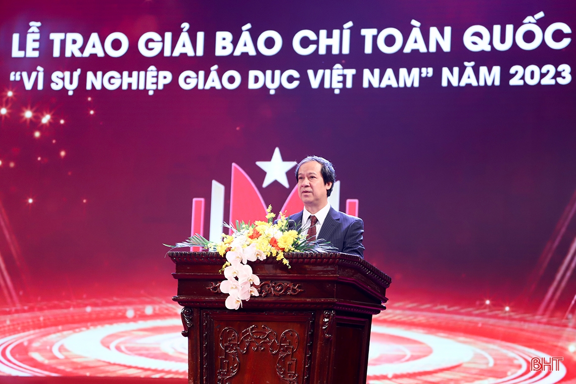 Báo Hà Tĩnh giành giải khuyến khích Giải Báo chí “Vì sự nghiệp giáo dục Việt Nam”