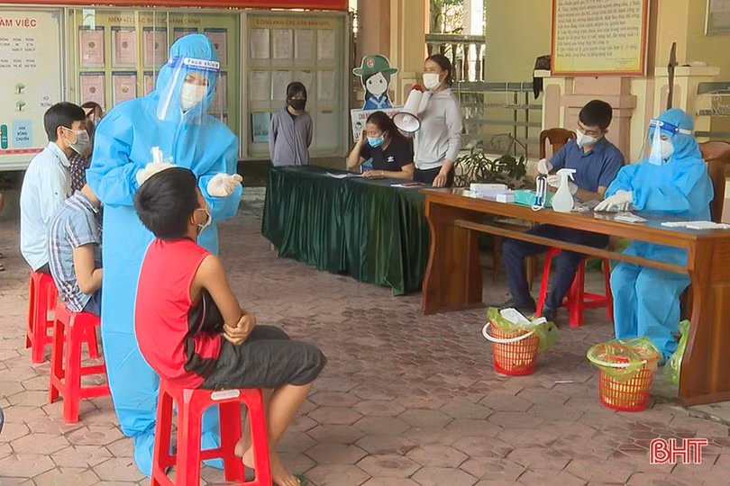 Ngày 7/11: Hà Tĩnh có thêm 18 ca mắc COVID-19, trong đó 14 ca cộng đồng