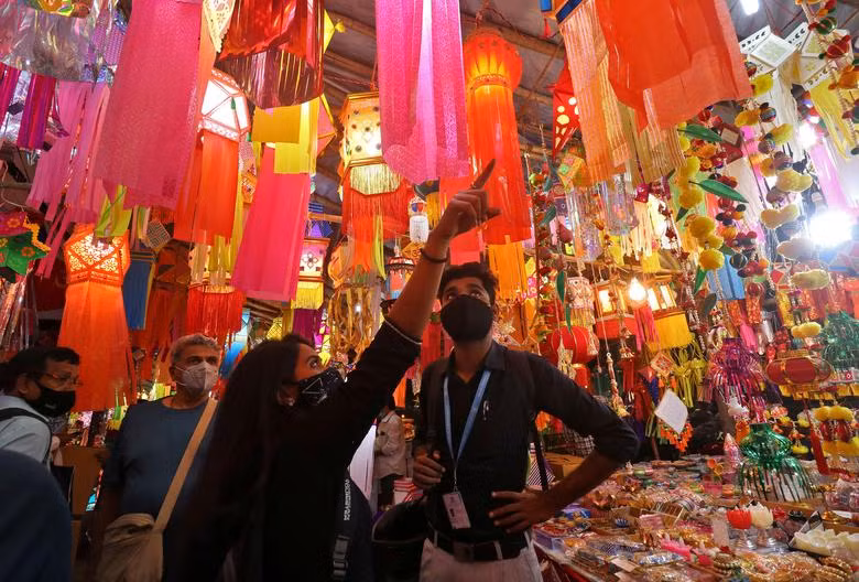 Người Hindu trên khắp thế giới đón mừng lễ hội ánh sáng