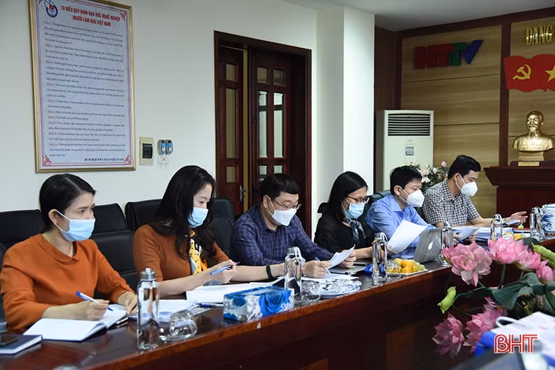 113 tác phẩm lọt vòng chung khảo Giải Búa liềm vàng Hà Tĩnh