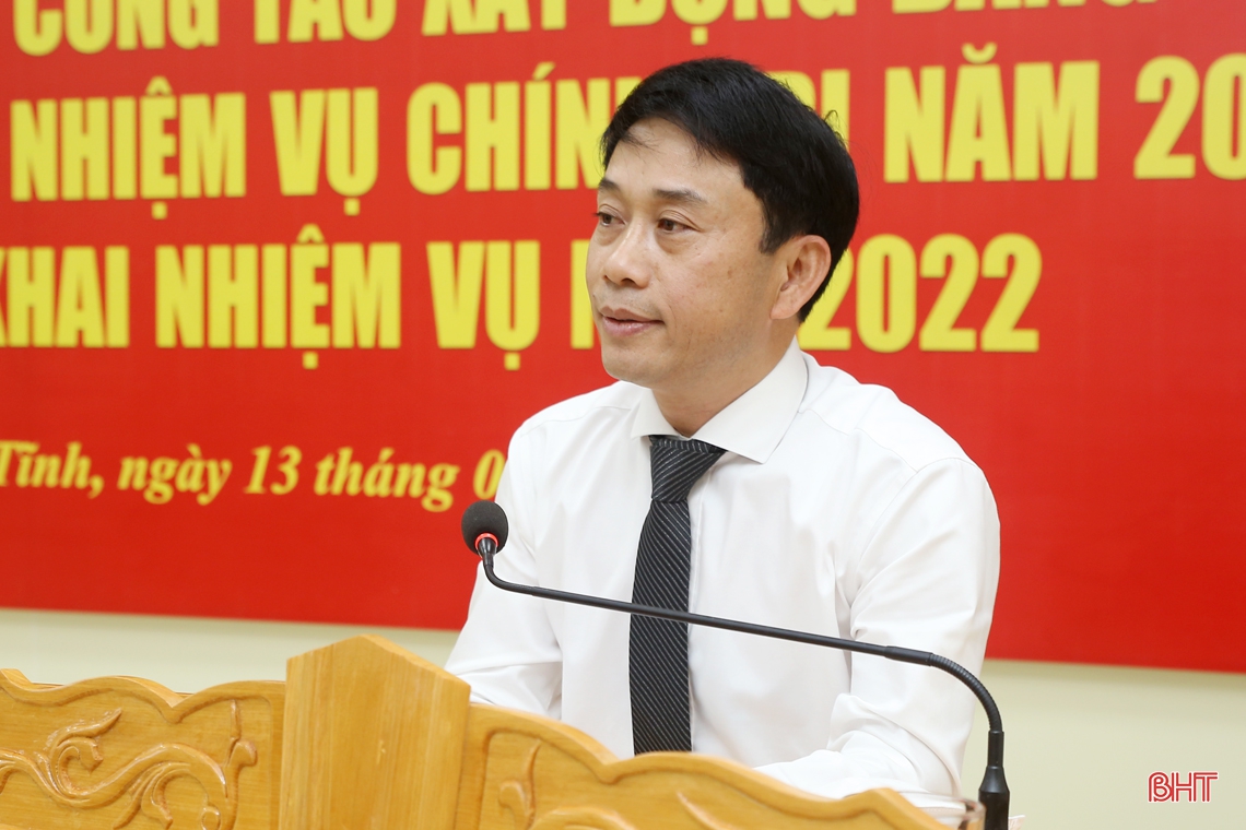 Phát huy tinh thần đoàn kết, linh hoạt, sáng tạo, xây dựng Báo Hà Tĩnh ngày càng phát triển