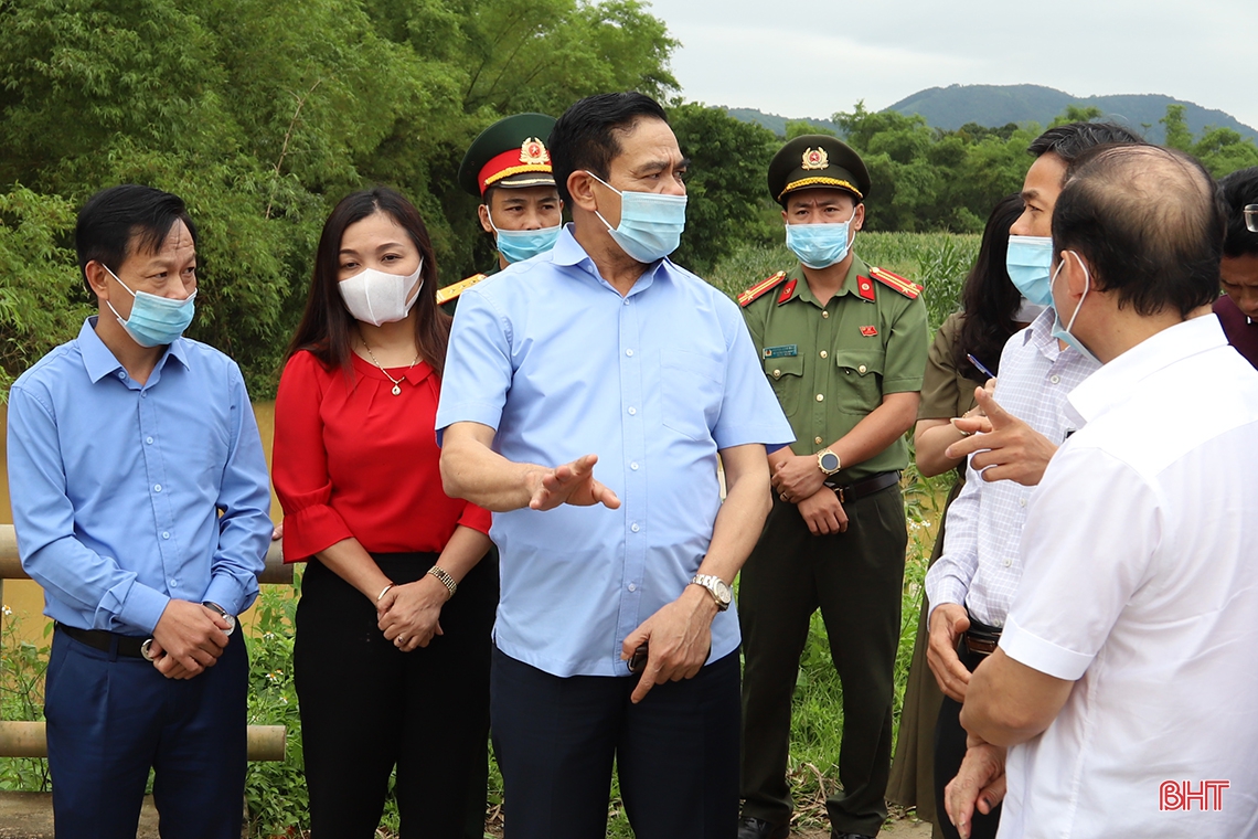 Chủ tịch UBND tỉnh Hà Tĩnh: Siết chặt công tác tuần tra, kiểm soát, không để dịch bệnh xâm nhập