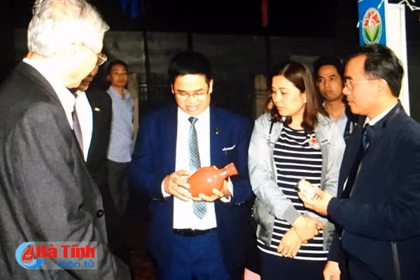 khai mac le hoi cam va cac san pham nong nghiep ha tinh