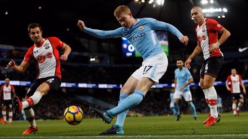 sterling ghi ban phut 90 6 man city lap ky luc premier league