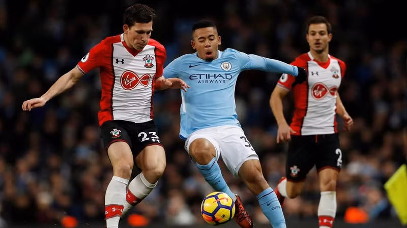 sterling ghi ban phut 90 6 man city lap ky luc premier league