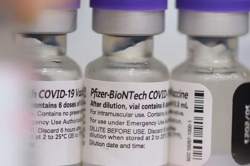 Phát hiện mới về hiệu quả của ba liều vaccine Pfizer trước Omicron