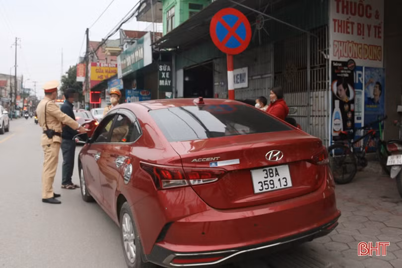 Hà Tĩnh: Gửi thông báo về cơ quan, địa phương 40 trường hợp vi phạm giao thông
