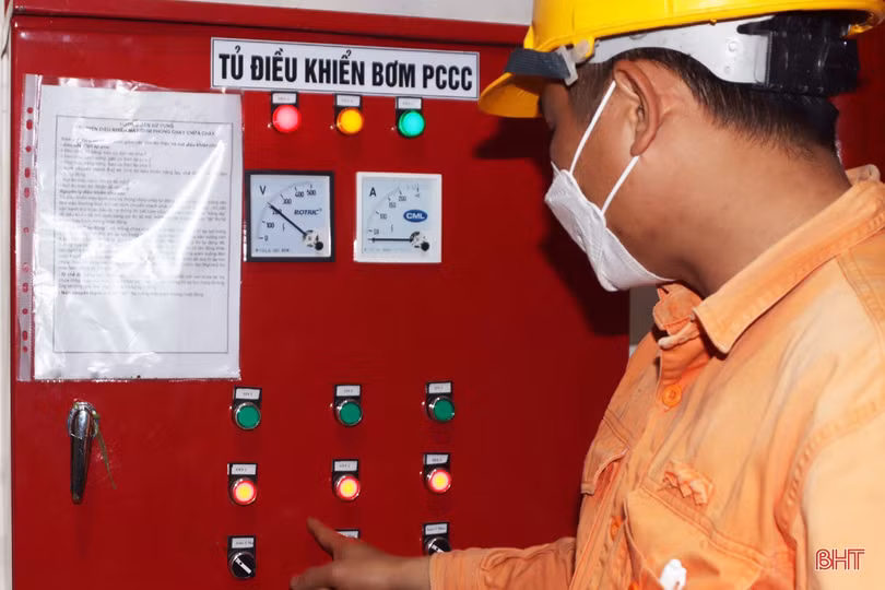 Có gì trong Nhà máy Thủy điện Ngàn Trươi