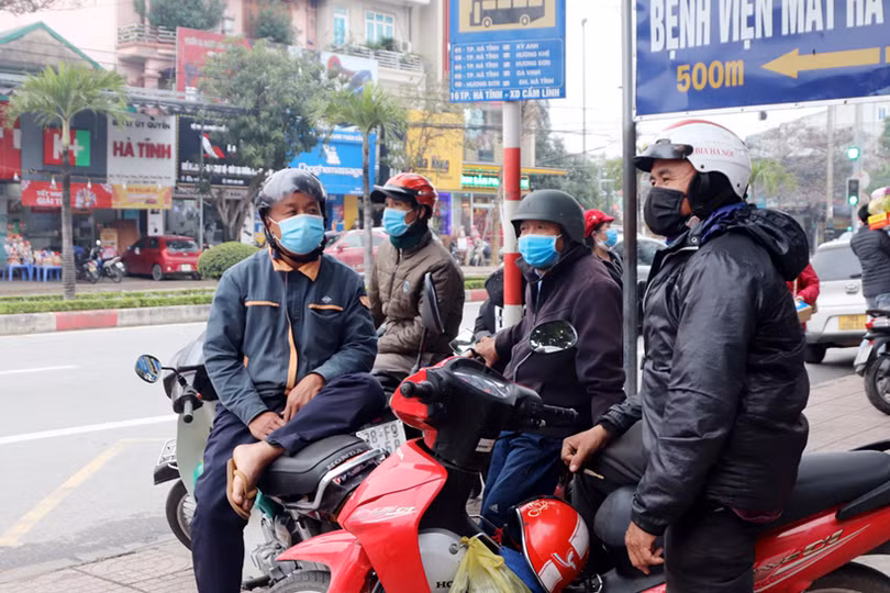 Mưu sinh trên phố những ngày cuối năm ở Hà Tĩnh