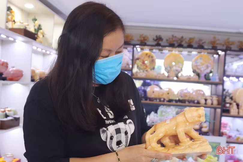 Đa dạng đồ phong thuỷ dịp cuối năm