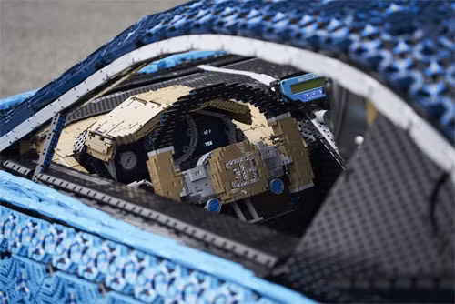 Siêu phẩm Bugatti Chiron ghép từ hơn một triệu miếng Lego, chạy như xe thật