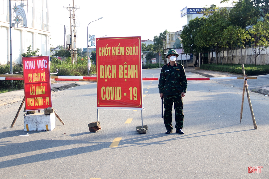 Cuộc sống bên trong các khu phong toả ở TX Kỳ Anh