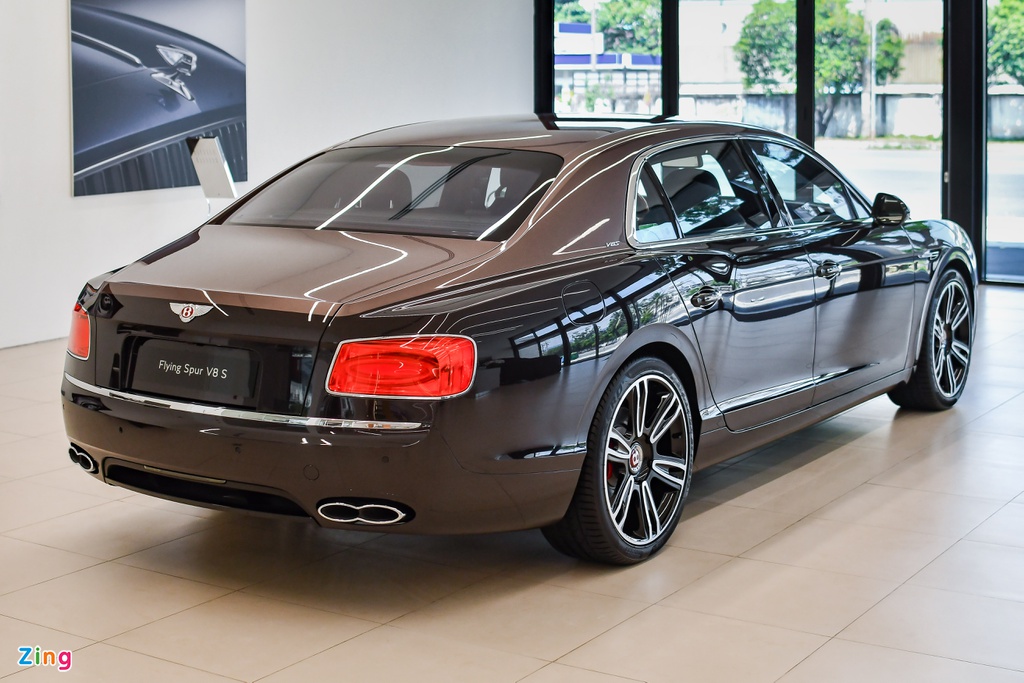 Chi tiết Bentley Flying Spur V8 S giá hơn 17,6 tỷ với màu sơn hiếm