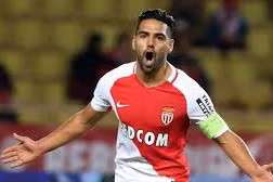 10 bàn thắng đẹp nhất tuần: Falcao đọ tài với Zaza