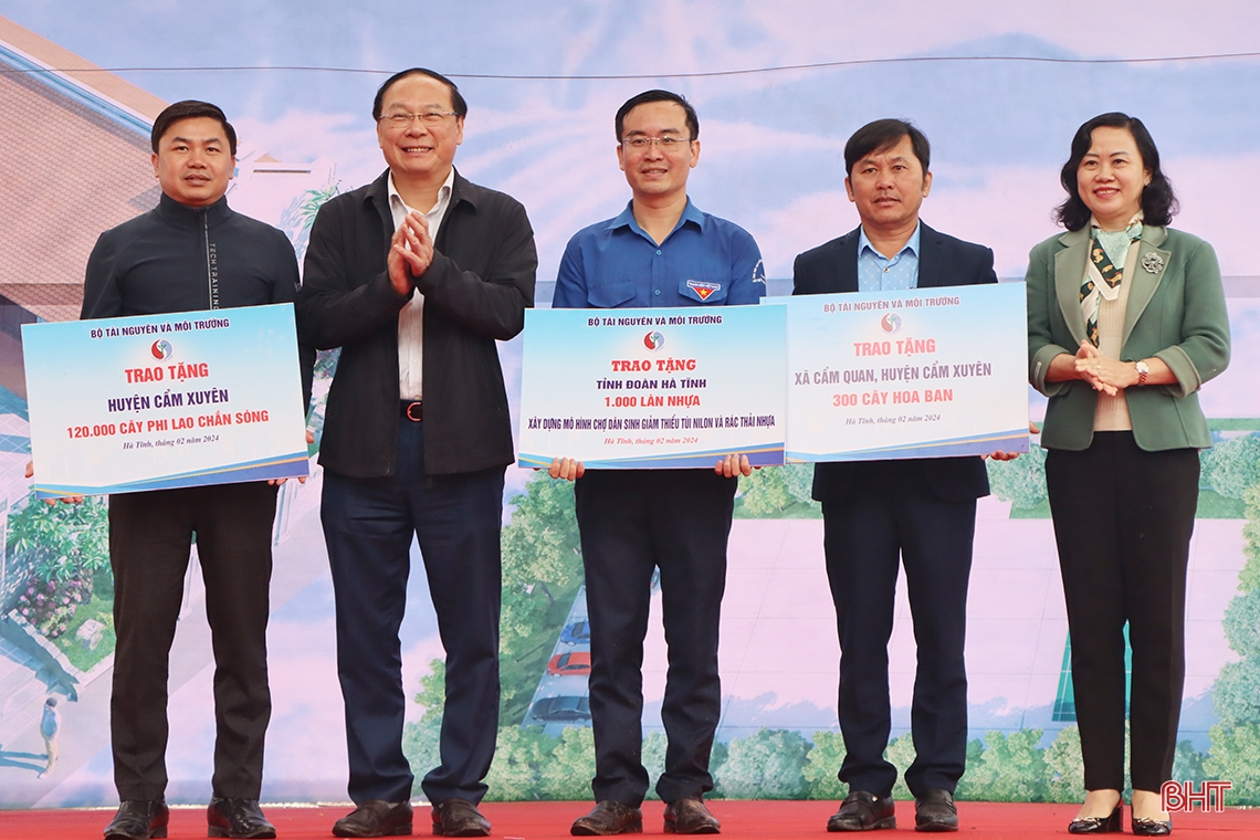 Khởi công xây dựng công trình lưu niệm Anh hùng Phan Đình Giót tại Hà Tĩnh