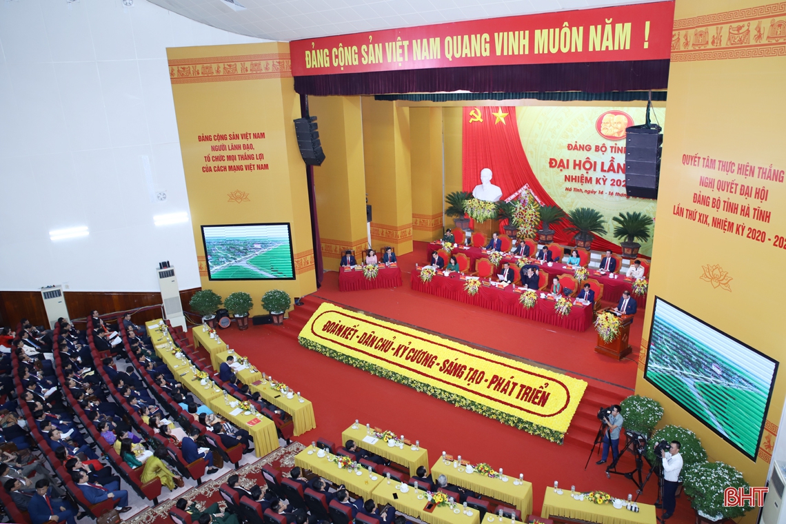Cán bộ, Nhân dân Hà Tĩnh thể hiện tâm huyết, trách nhiệm cao với Đảng và sự nghiệp xây dựng đất nước