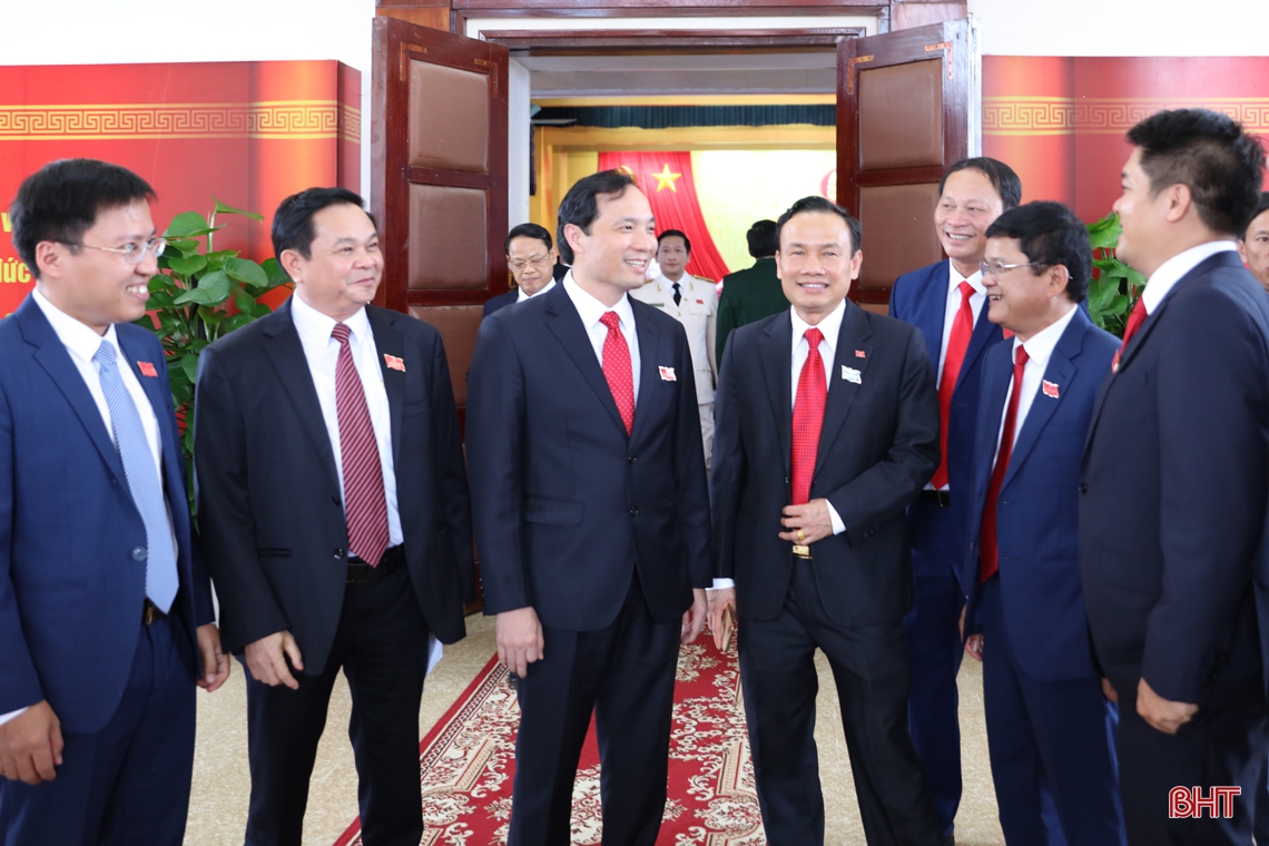 Toàn cảnh Đại hội Đảng bộ Hà Tĩnh lần thứ XIX, nhiệm kỳ 2020 - 2025