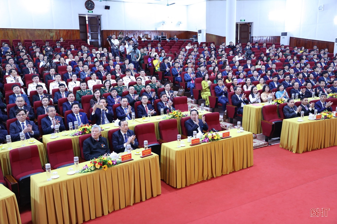 Công bố kết quả bầu Ban Thường vụ, Bí thư Tỉnh ủy và các Phó Bí thư Tỉnh ủy Hà Tĩnh