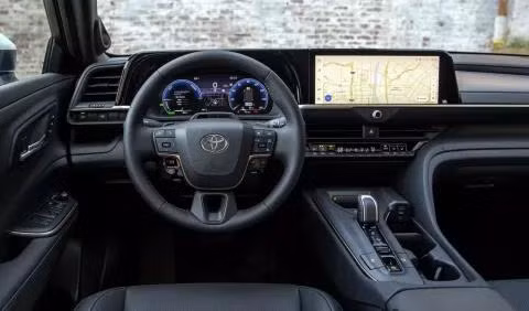 Xem trước thiết kế của Toyota Camry 2024 thế hệ mới cực hiện đại