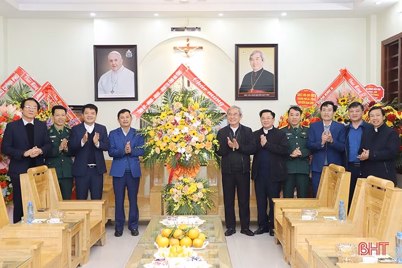 Bà con giáo dân Hà Tĩnh đóng góp quan trọng vào thành tựu chung, tăng cường khối đại đoàn kết toàn dân tộc