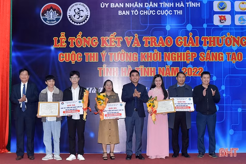 Trao giải Cuộc thi Ý tưởng khởi nghiệp sáng tạo tỉnh Hà Tĩnh 2022
