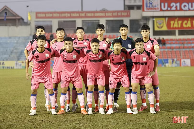 Tứ kết U21 quốc gia: Hồng Lĩnh Hà Tĩnh và thử thách mang tên Đông Á Thanh Hóa