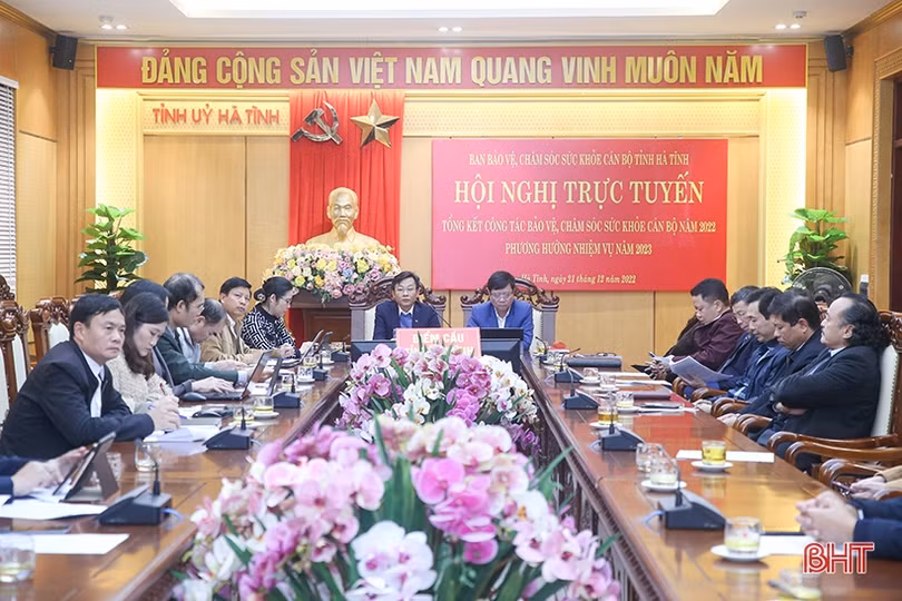 Tiếp tục làm tốt công tác bảo vệ, chăm sóc sức khỏe cán bộ