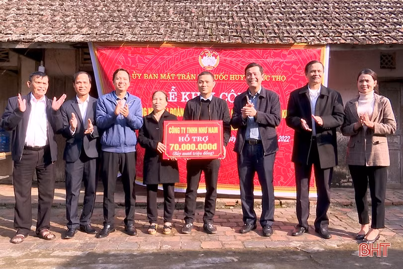 Đức Thọ: Xây nhà nhân ái cho hộ giáo dân khó khăn 