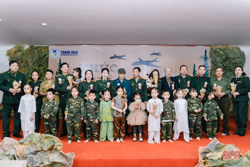 Đặc sắc “Khúc quân hành” của các bé Trường Mầm non Trung Kiên